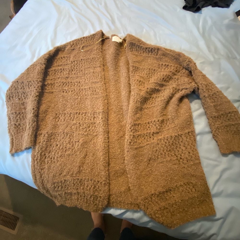 Dry goods olive brownish cardigan